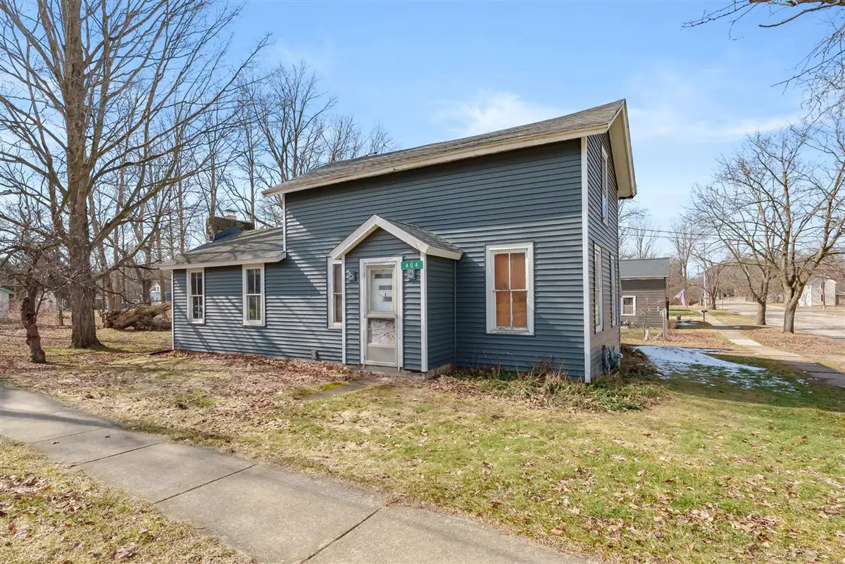 404 Park, Plainwell, MI 49080 - #1