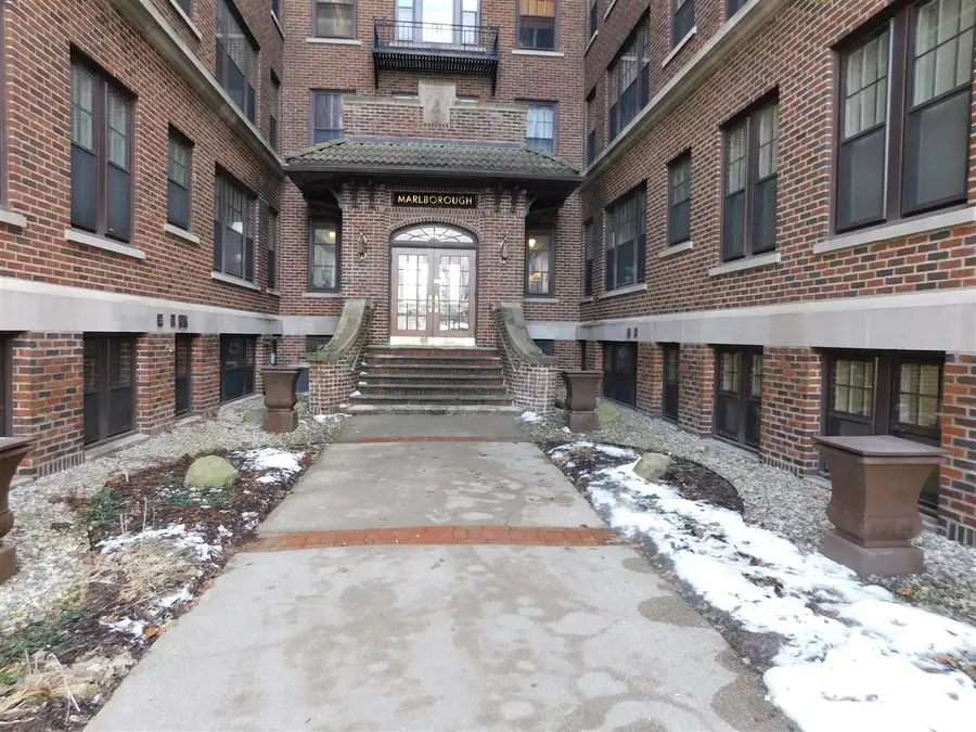 471 W South #38, Kalamazoo, MI 49007 - #2