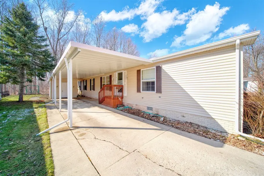 909 Savannah River, Adrian, MI 49221 - #2