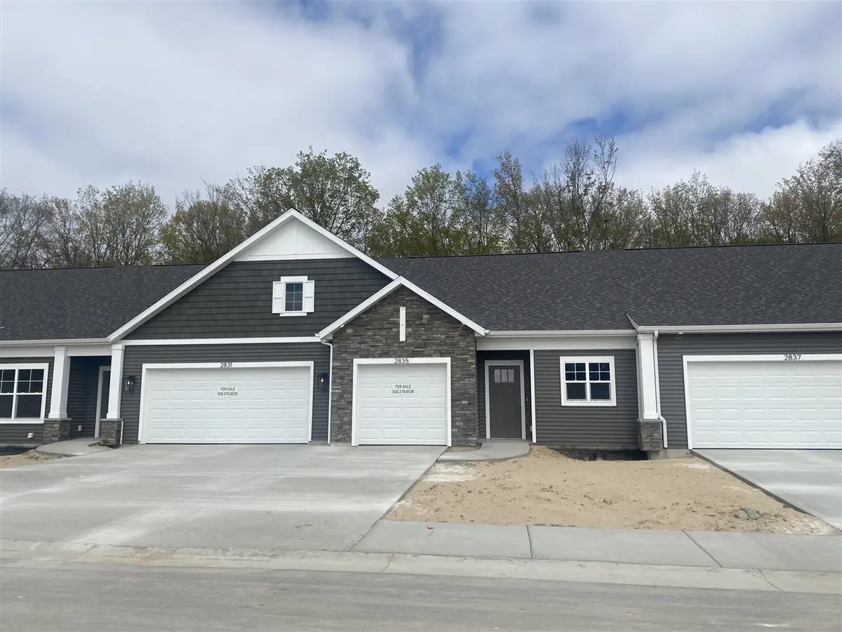 2835 W Cobblestone #15, Kentwood, MI 49512 - #1