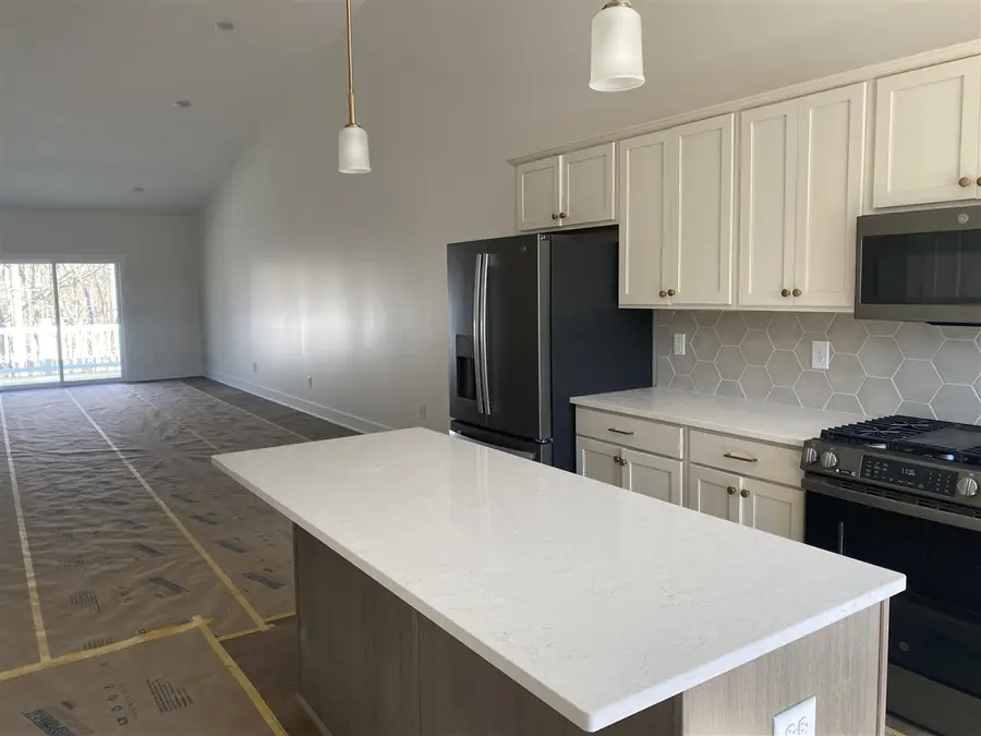 2835 W Cobblestone #15, Kentwood, MI 49512 - #3