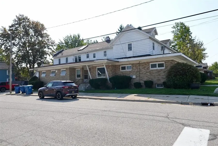 126 Eastmanville, Coopersville, MI 49404 - #2