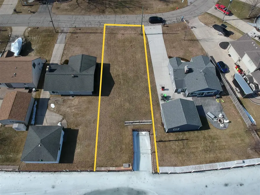 37500 Lakeville, Harrison Township, MI 48045 - #3