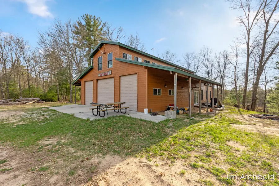 1591 W Fruitvale, Montague, MI 49437 - #2