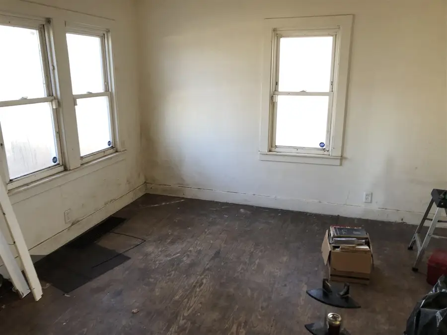 3871 Main, Benton Harbor, MI 49022 - #3