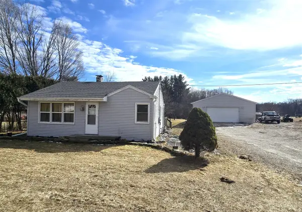 8020 Day, Bellevue, MI 49021