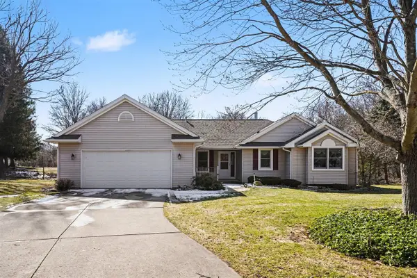 8135 Robinbrook, Richland, MI 49083