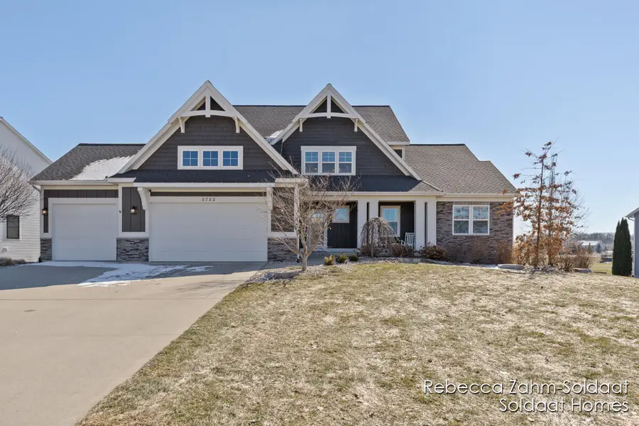 5752 Stonebridge, Grandville, MI 49418 - #2