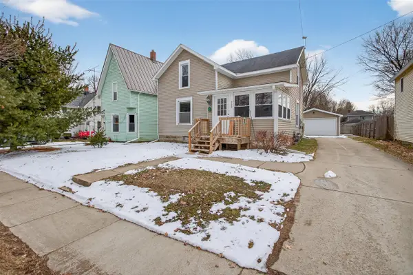 330 Grand, Springport, MI 49284