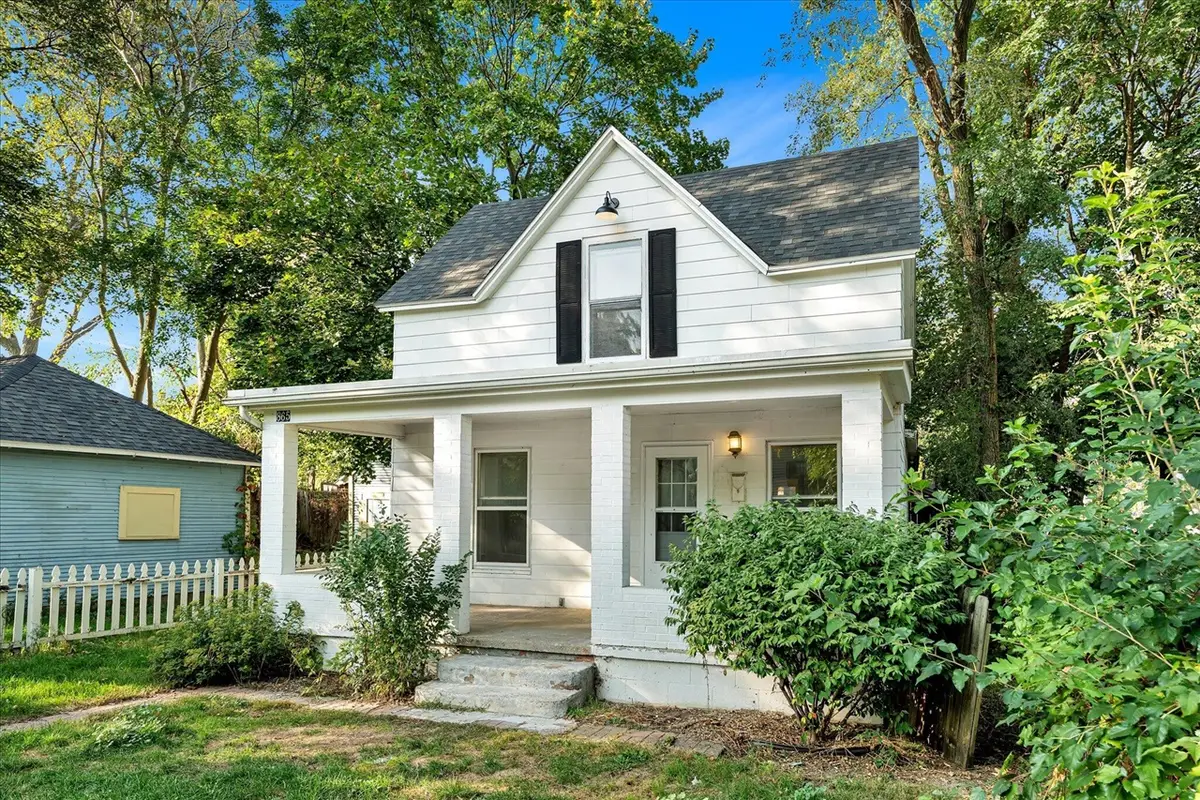 865 10th, Grand Rapids, MI 49504 - #1