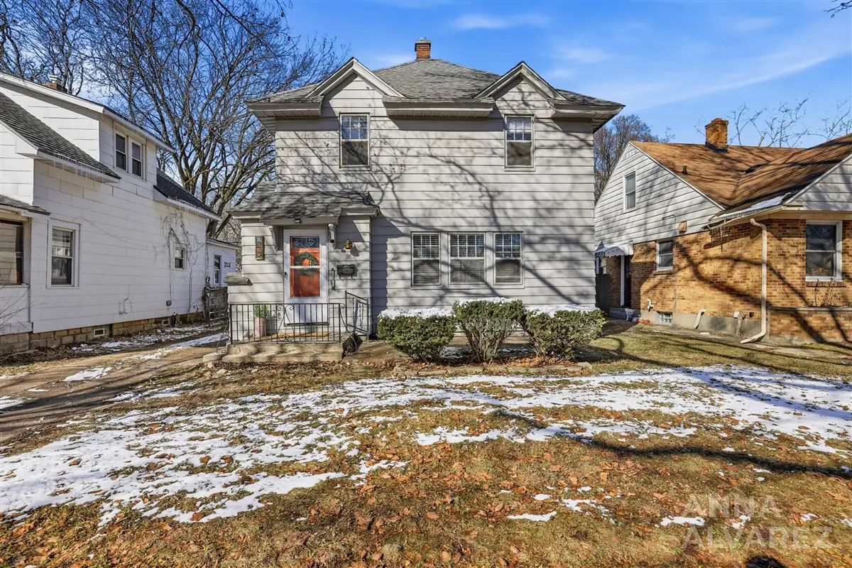 1017 Lake Michigan, Grand Rapids, MI 49504 - #1