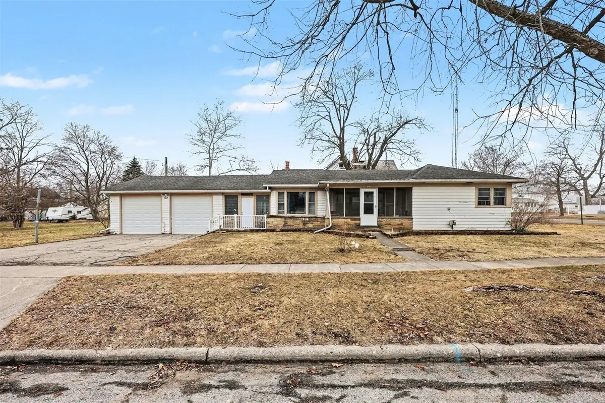 102 Tyrrell, Clinton, MI 49236 - #1
