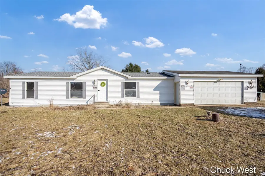 20436 Freedom, Pierson, MI 49339 - #2