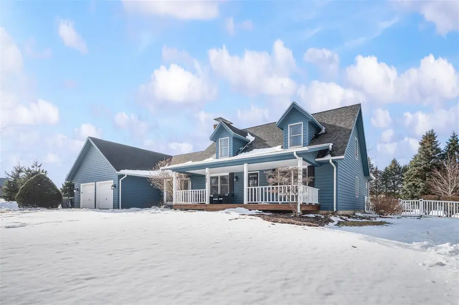 3140 Bluffwood, Saint Joseph, MI 49085 - #3