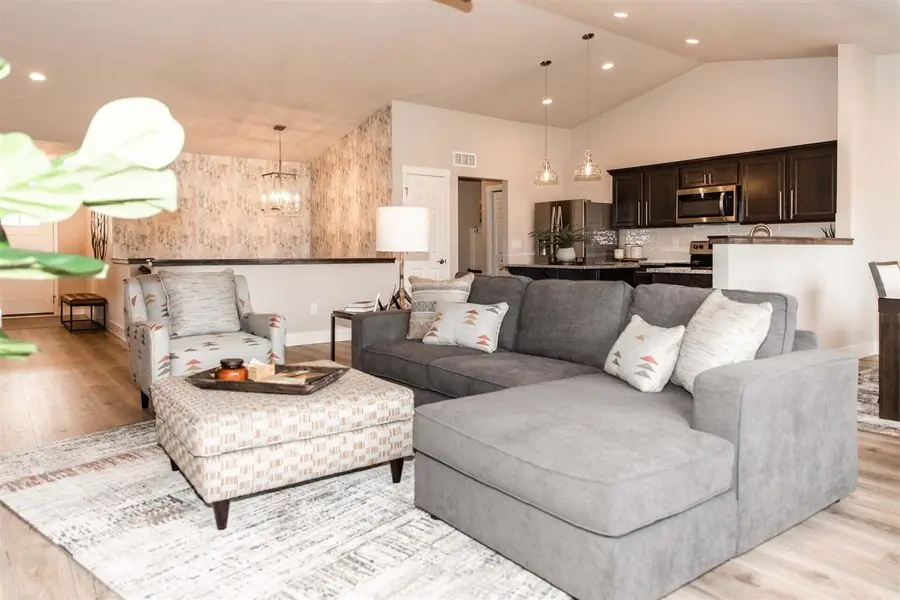 210 Glenwood, Manchester, MI 48158 - #2