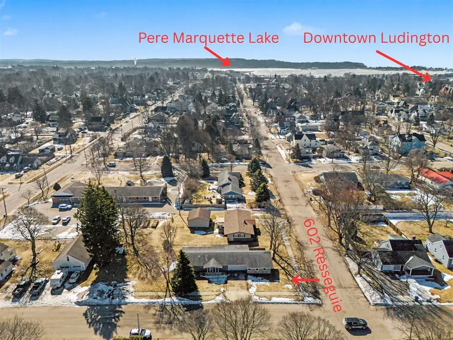 602 Resseguie, Ludington, MI 49431 - #2