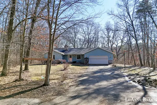 8050 Oakview Ridge, Rockford, MI 49341