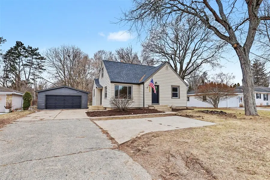 6672 Cascade, Grand Rapids, MI 49546 - #3