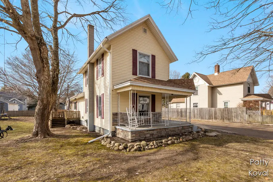 242 S Maple, Freeport, MI 49325 - #3