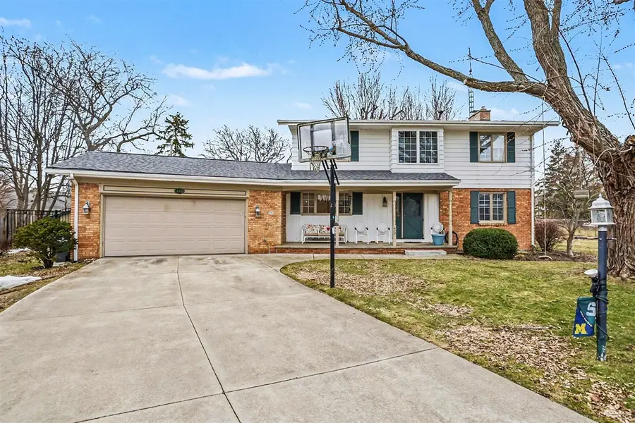 422 Briar, Saint Joseph, MI 49085 - #2