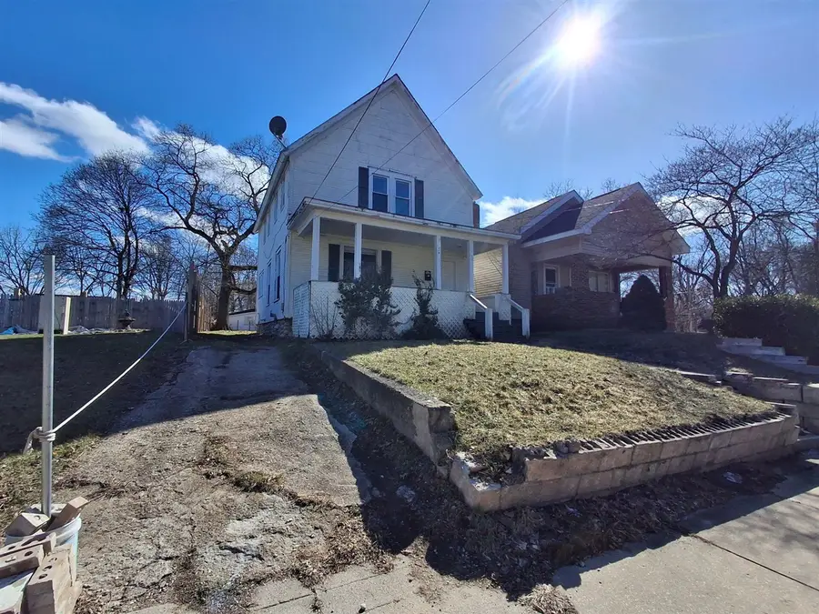 490 E Emmett, Battle Creek, MI 49017 - #2