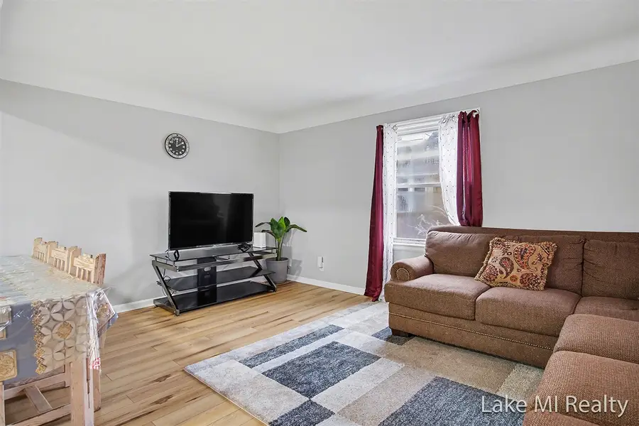 44 Honeoye, Grand Rapids, MI 49548 - #2