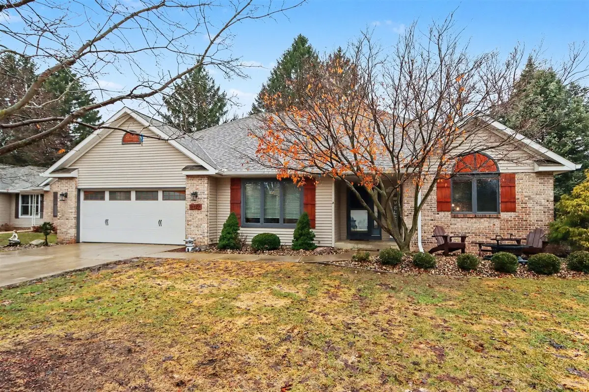 8127 Robinbrook, Richland, MI 49083 - #1