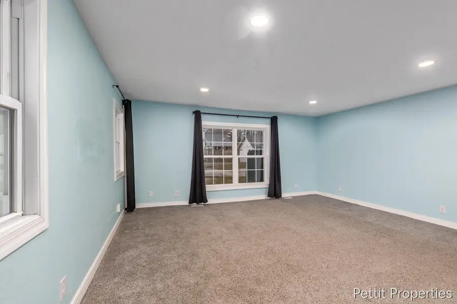 172 New, Galesburg, MI 49053 - #3