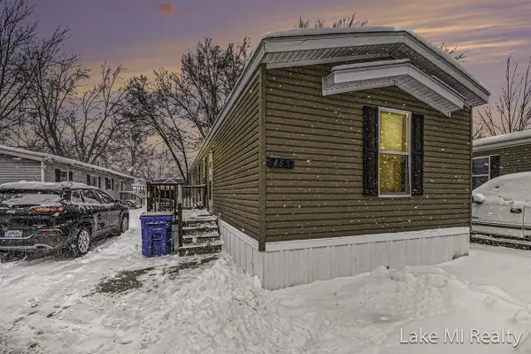 461 Sluyter, Grand Rapids, MI 49548