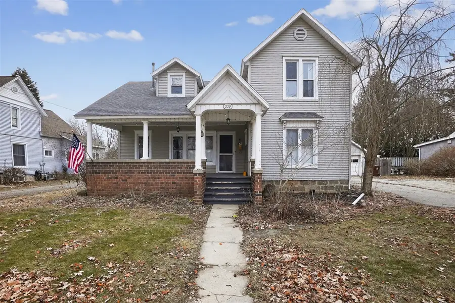 229 S Jeffery, Ithaca, MI 48847 - #3