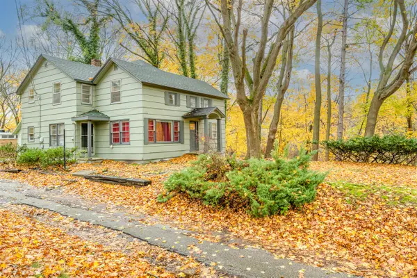 1298 Colfax, Benton Harbor, MI 49022