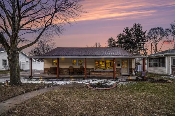 957 Woodville, Monroe, MI 48161