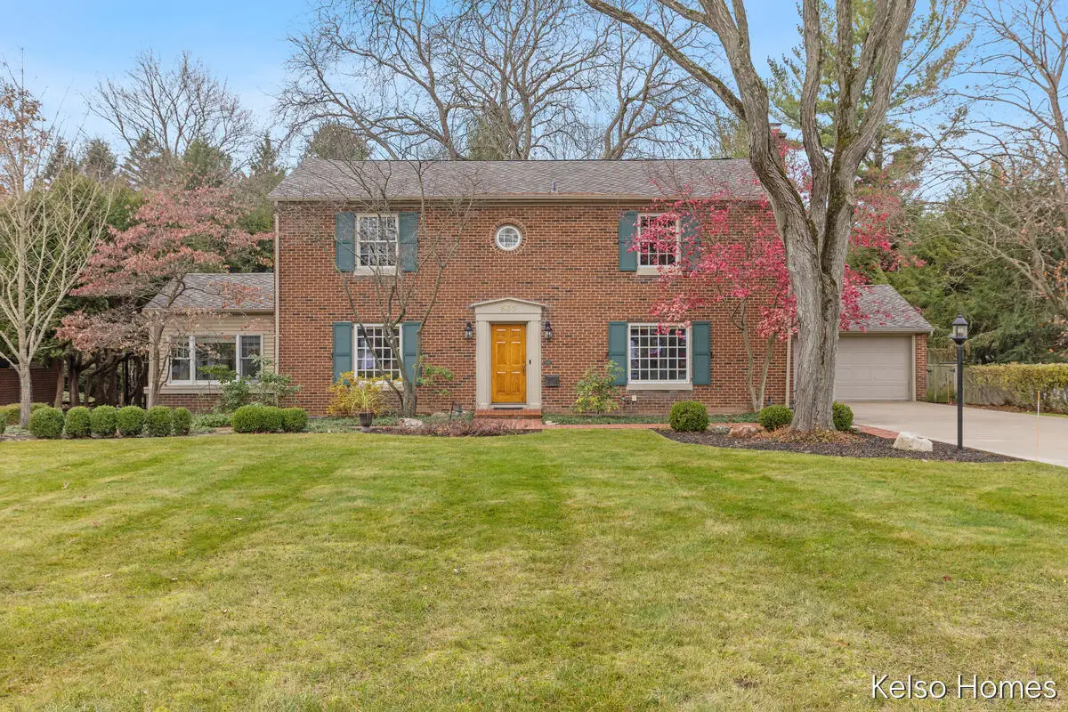 635 N Linden, Marshall, MI 49068 - #1