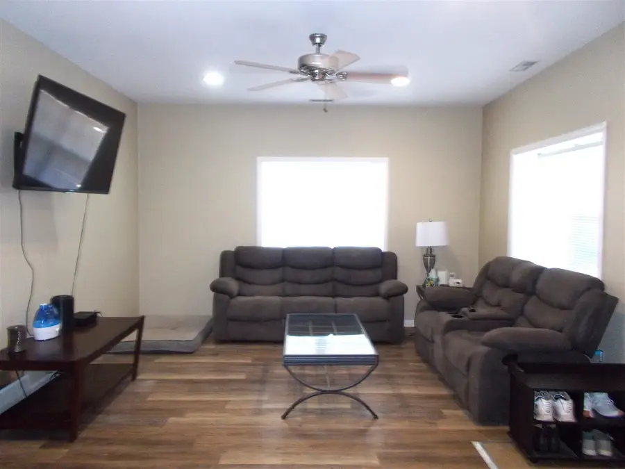 43191 Judd, Belleville, MI 48111 - #2