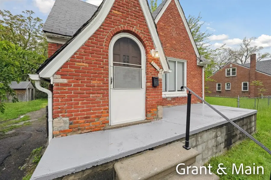 19250 Charest, Detroit, MI 48234 - #2