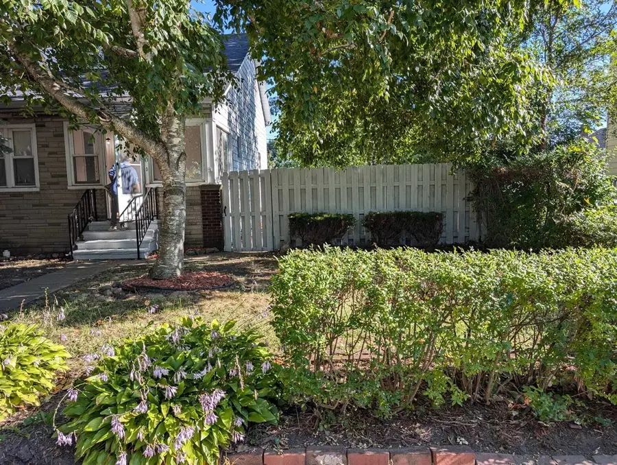 40 W Benson, Ecorse, MI 48229 - #3