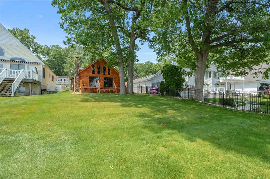 9715 Woodlawn, Portage, MI 49002 - #2