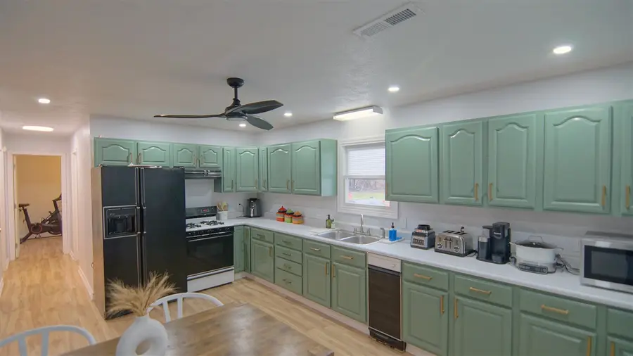 70426 Kessington, Union, MI 49130 - #3