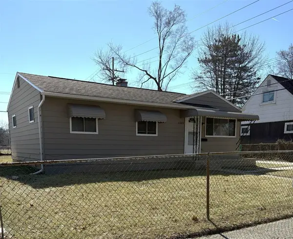 2886 Appleridge, Ypsilanti, MI 48198