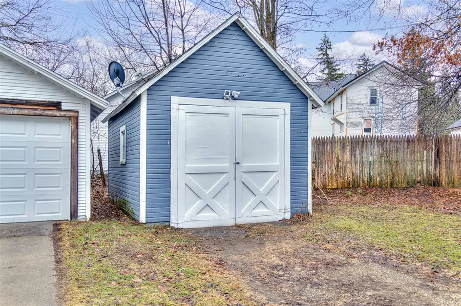 1019 Woodbridge, Jackson, MI 49203 - #3