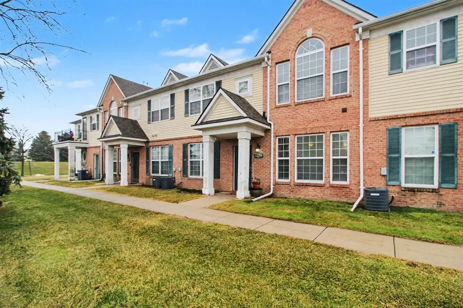 23790 Northstone Village, Taylor, MI 48180 - #2