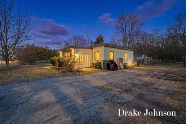 2474 Evanston, Muskegon, MI 49442