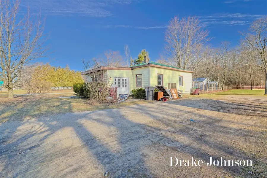 2474 Evanston, Muskegon, MI 49442 - #2