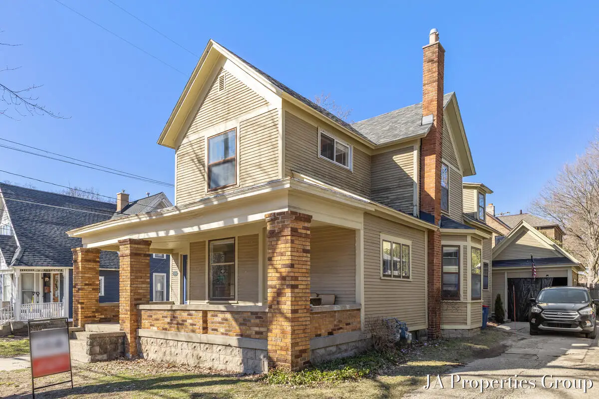 921 Fairmount, Grand Rapids, MI 49506 - #1