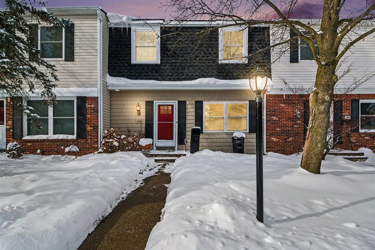 1208 Lear, Rochester Hills, MI 48307 - #1