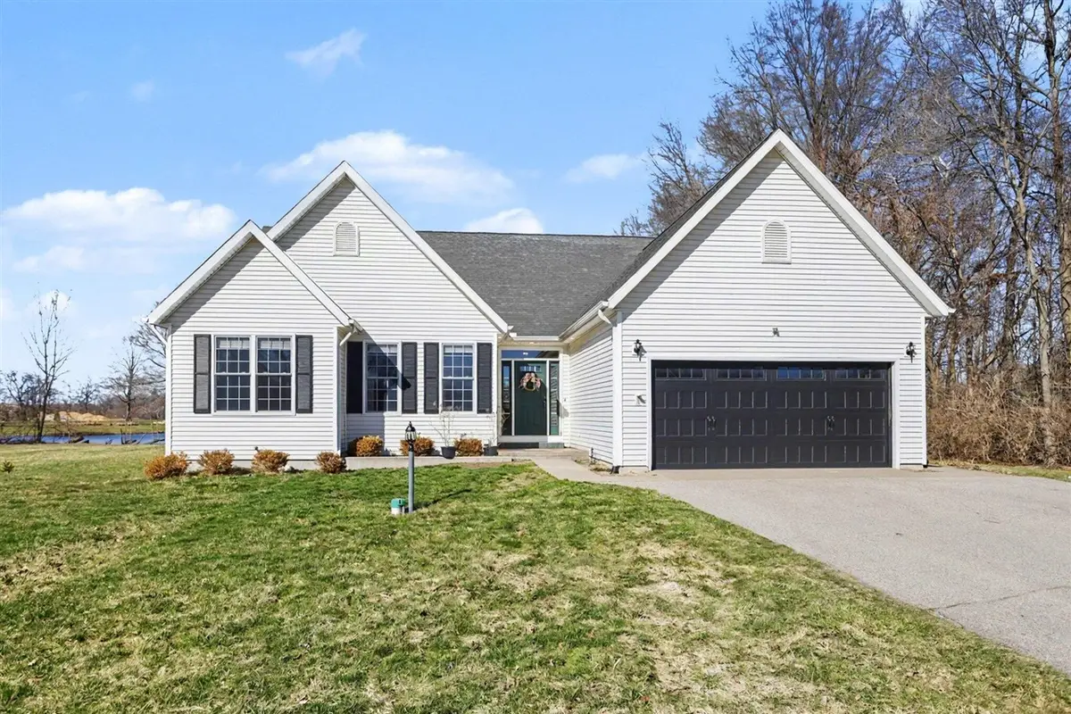 7285 Paw Paw, Watervliet, MI 49098 - #1