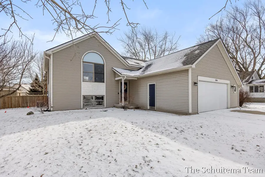 2860 104th, Zeeland, MI 49464 - #3