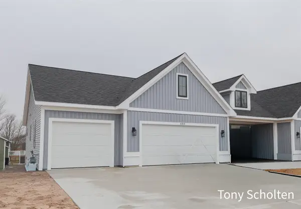 6314 Blendon Woods #20, Hudsonville, MI 49426