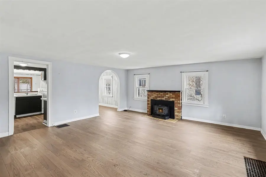 308 S Center, Stockbridge, MI 49285 - #2