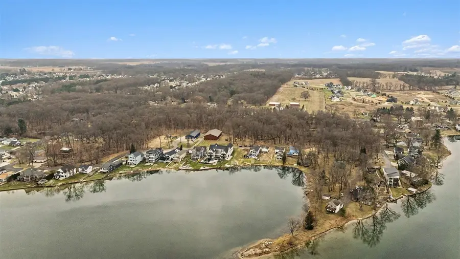 1605 S Crooked Lake, Kalamazoo, MI 49009 - #3